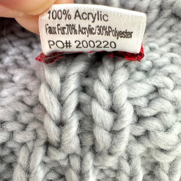 San Diego Hat Co Kid Cable Knit Beanie Pom Pom Neck Tie Size 5-7 yrs Winter Gray - Picture 9 of 10